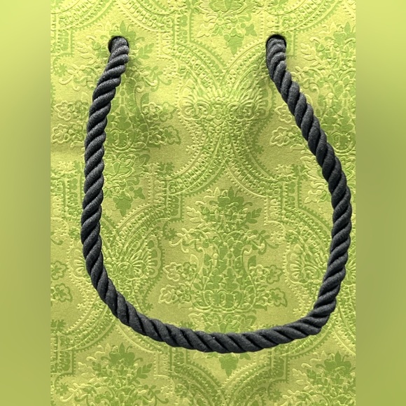 Gucci EMPTY Green Shopping Gift Tote Bag with Handles Floral Pattern 11.2x6.5x2" - Picture 3 of 7